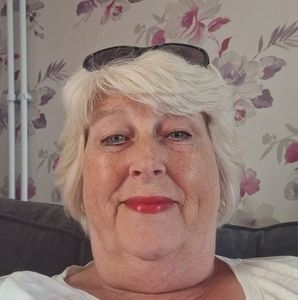 Meet your Posher, Janet